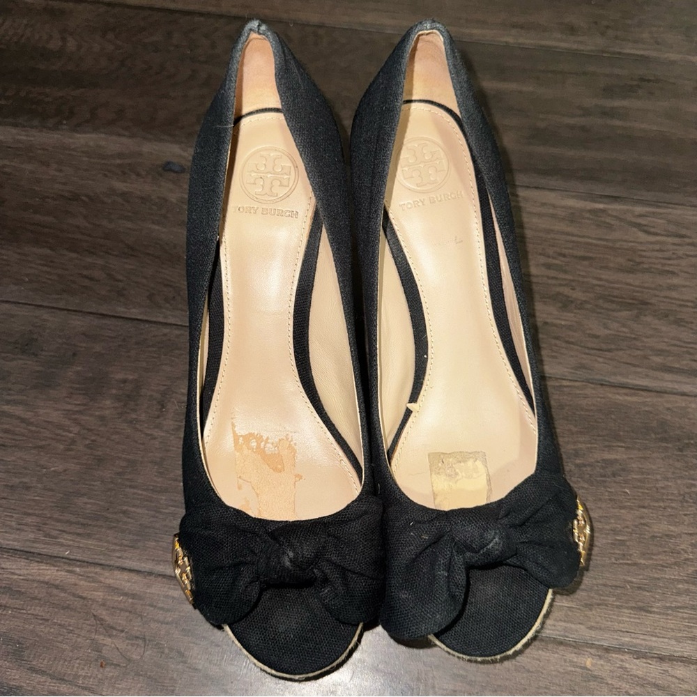 Tory Burch Elegant Black Bow Women's Shoes - Picture 4 of 10